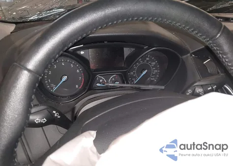 2015 Ford Focus Titanium из США, поврежденный, VIN 1FADP3J25FL298167